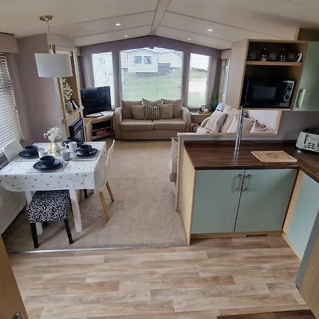 Kestrel19 Bay Caravan Campsite