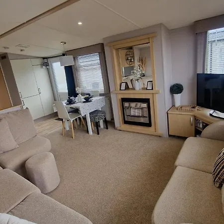 Kestrel19 Bay Caravan קייטון
